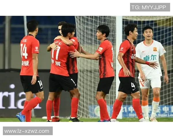 南京足球队灵活性引发热议球迷与专家各执己见探讨战术变化